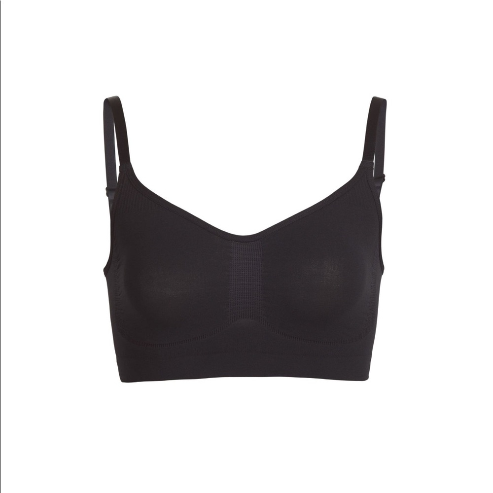 Skims sculpting bra
